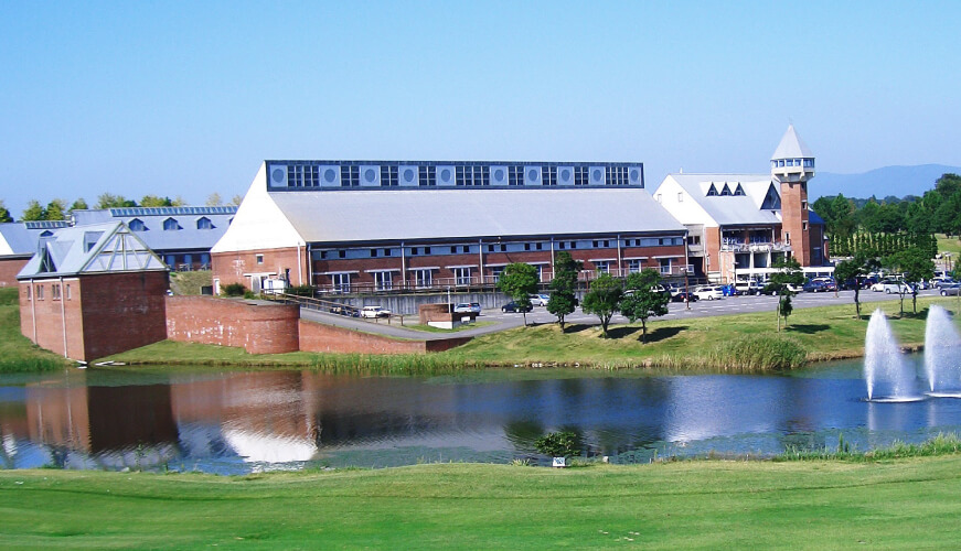 ヘレナ国際クラブハウス